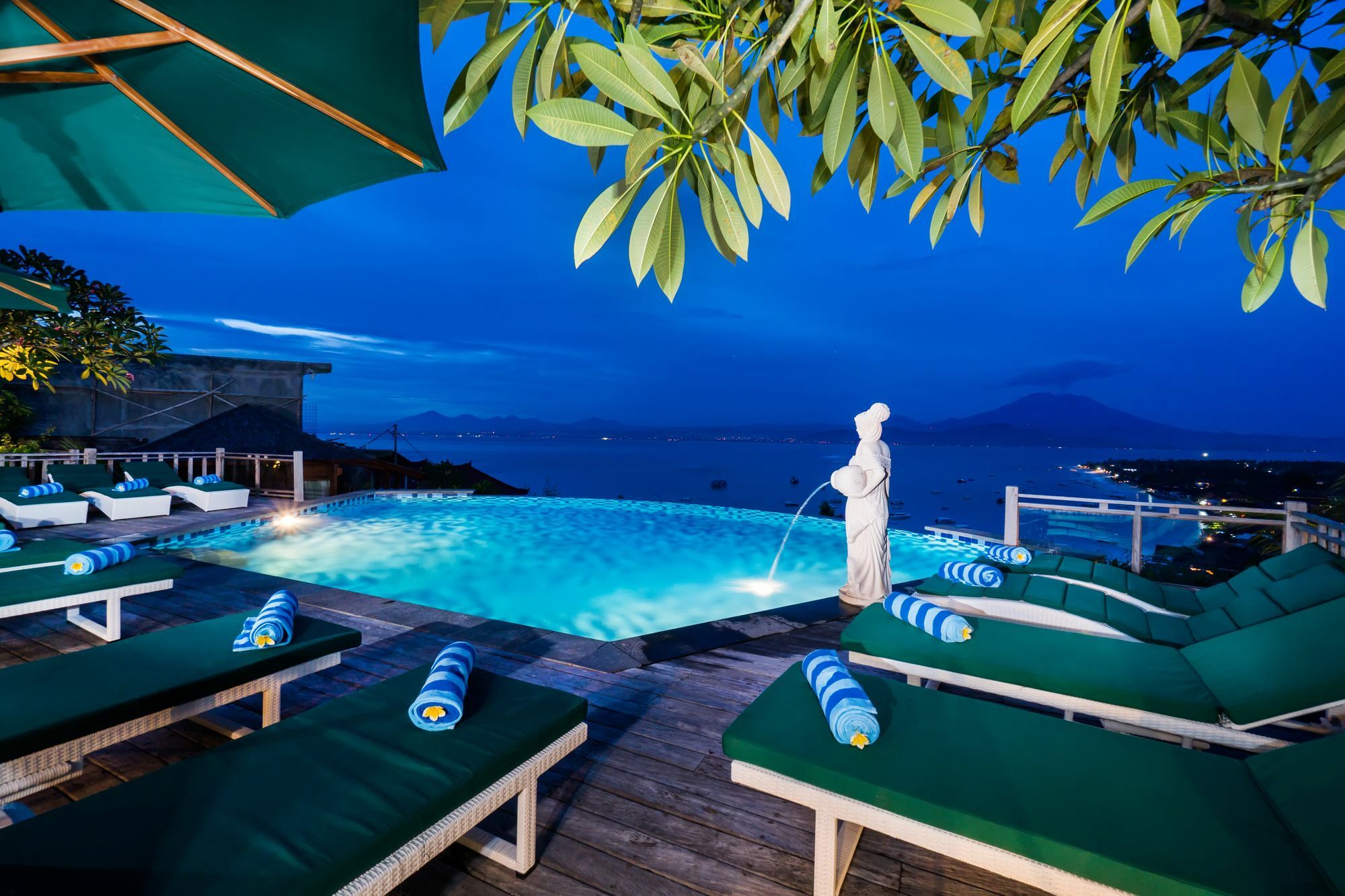 Jenggala Hill Hotel Nusa Lembongan  Bagian luar foto